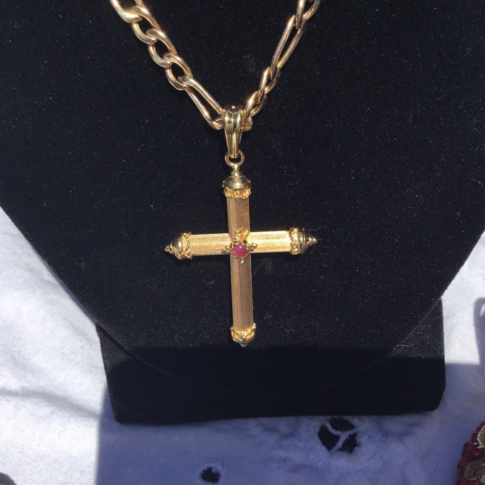**TRADE @Loradeen** Figaro Chain With Pendant - Picture 2 of 7
